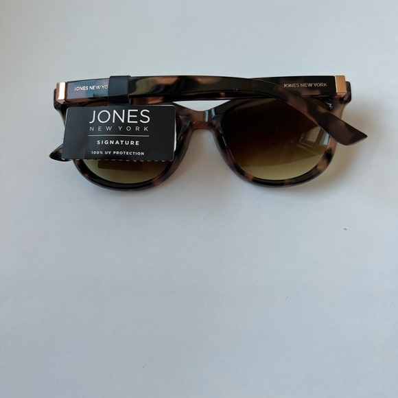 NWT JONES NEW YORK SUNGLASSES EYEWEAR ACCESSORY - Picture 3 of 3
